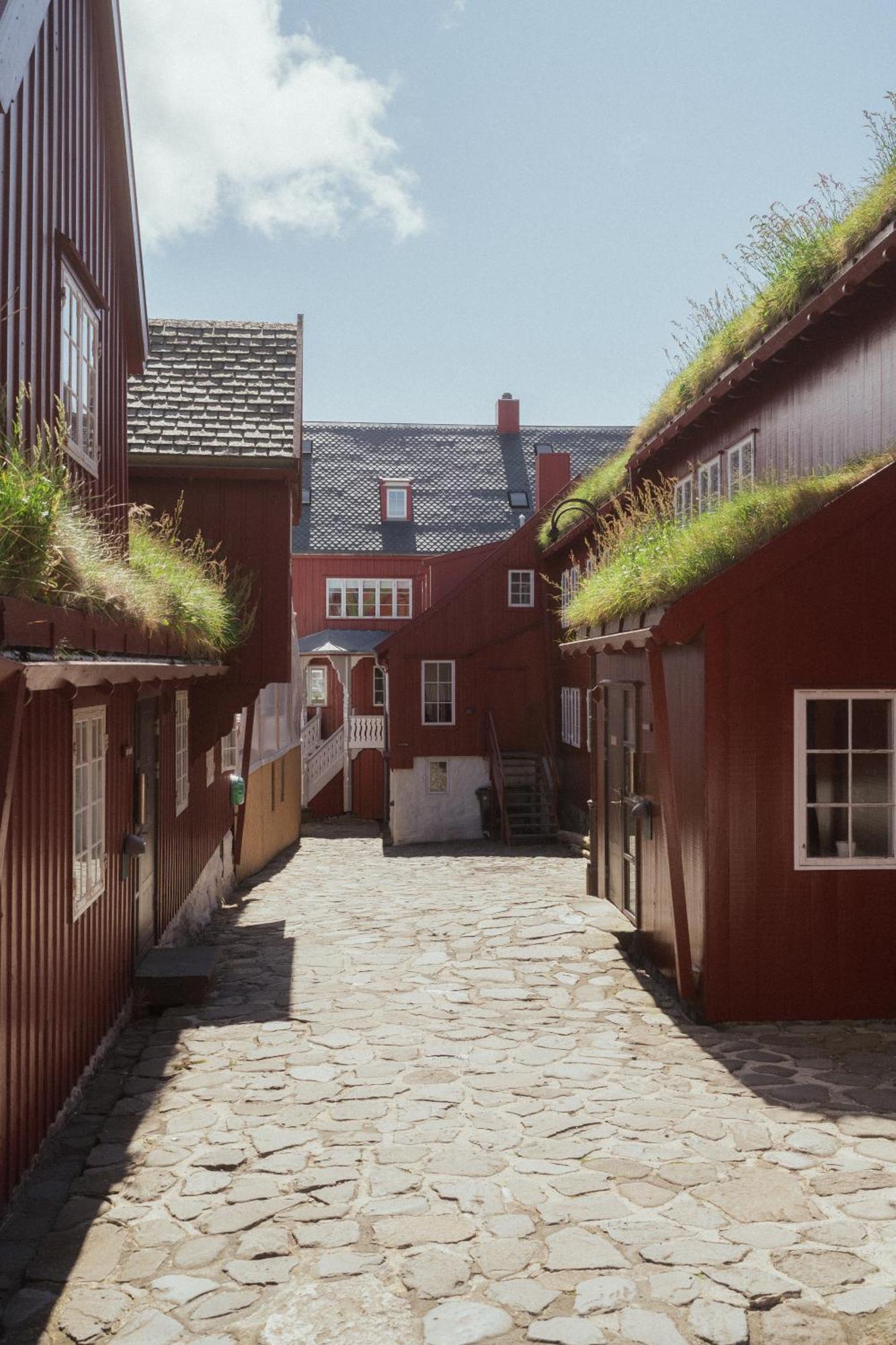 Torsgota Guesthouse - In The Heart Of Tórshavn Exterior foto